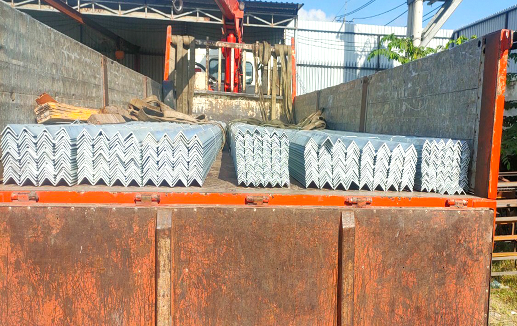Thép hình V - Thép Hộp Thành Đạt - Công Ty TNHH Sản Xuất Thương Mại Thành Đạt Steel